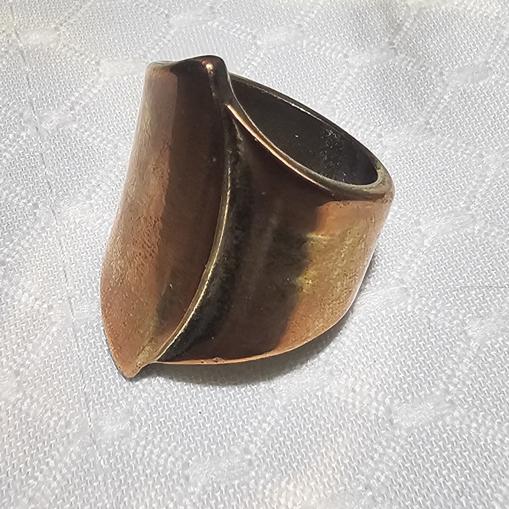 🎉🎉Host Pick🎉🎉 Gold Toned Cuff Ring
